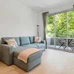 Monthly 32 Nights 1br Pools Parking Daire