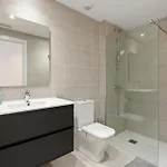 Monthly 32 Nights 1br Pools Parking Daire Barselona
