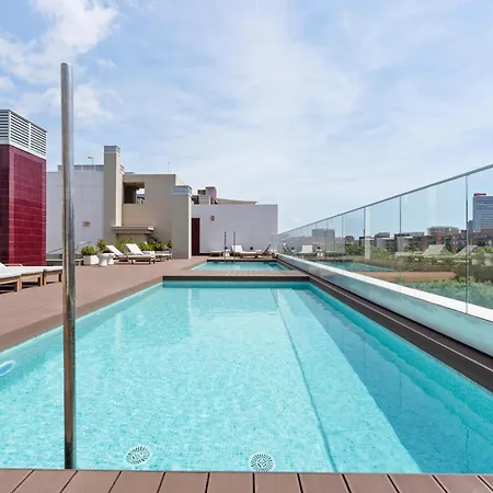 Monthly 32 Nights 1br Pools Parking