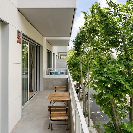 Apartment Modern Oasis 1br With Rooftop Pools & Parking